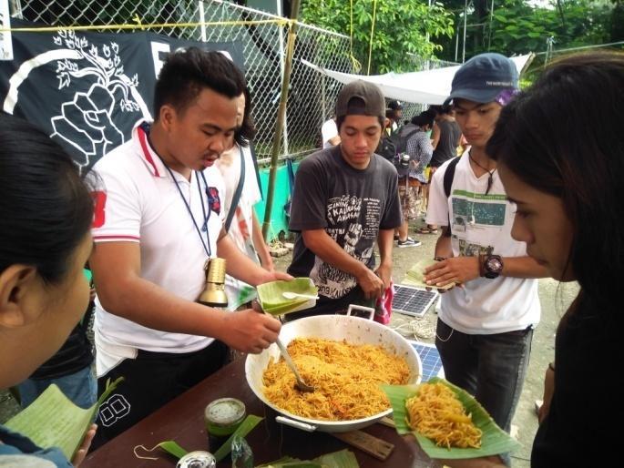 t-a-taks-a-barbin-ang-food-not-bombs-sa-kapuluan-t-9.jpg